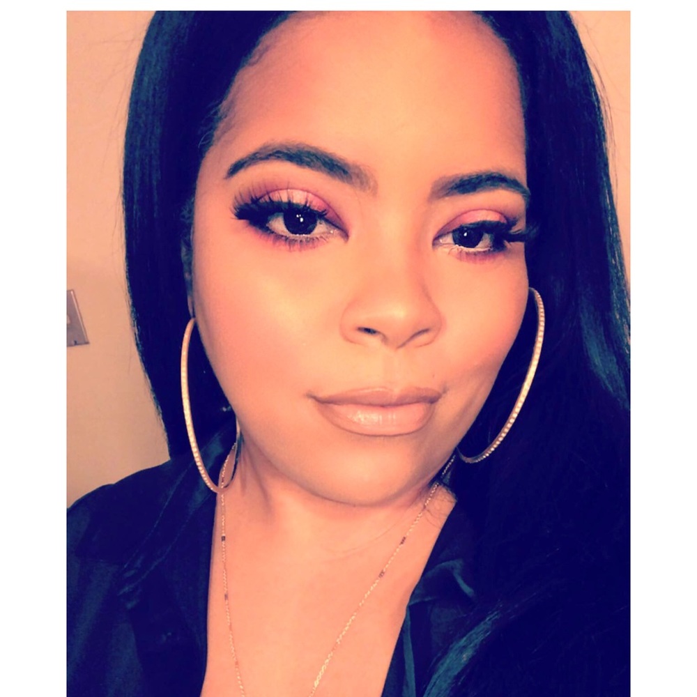 Meet your Posher, Dana